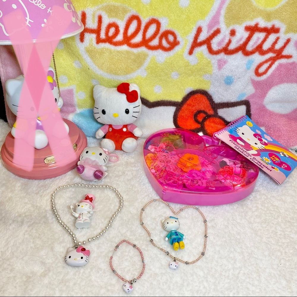 Hello Kitty bundle!!! - Picture 1 of 13